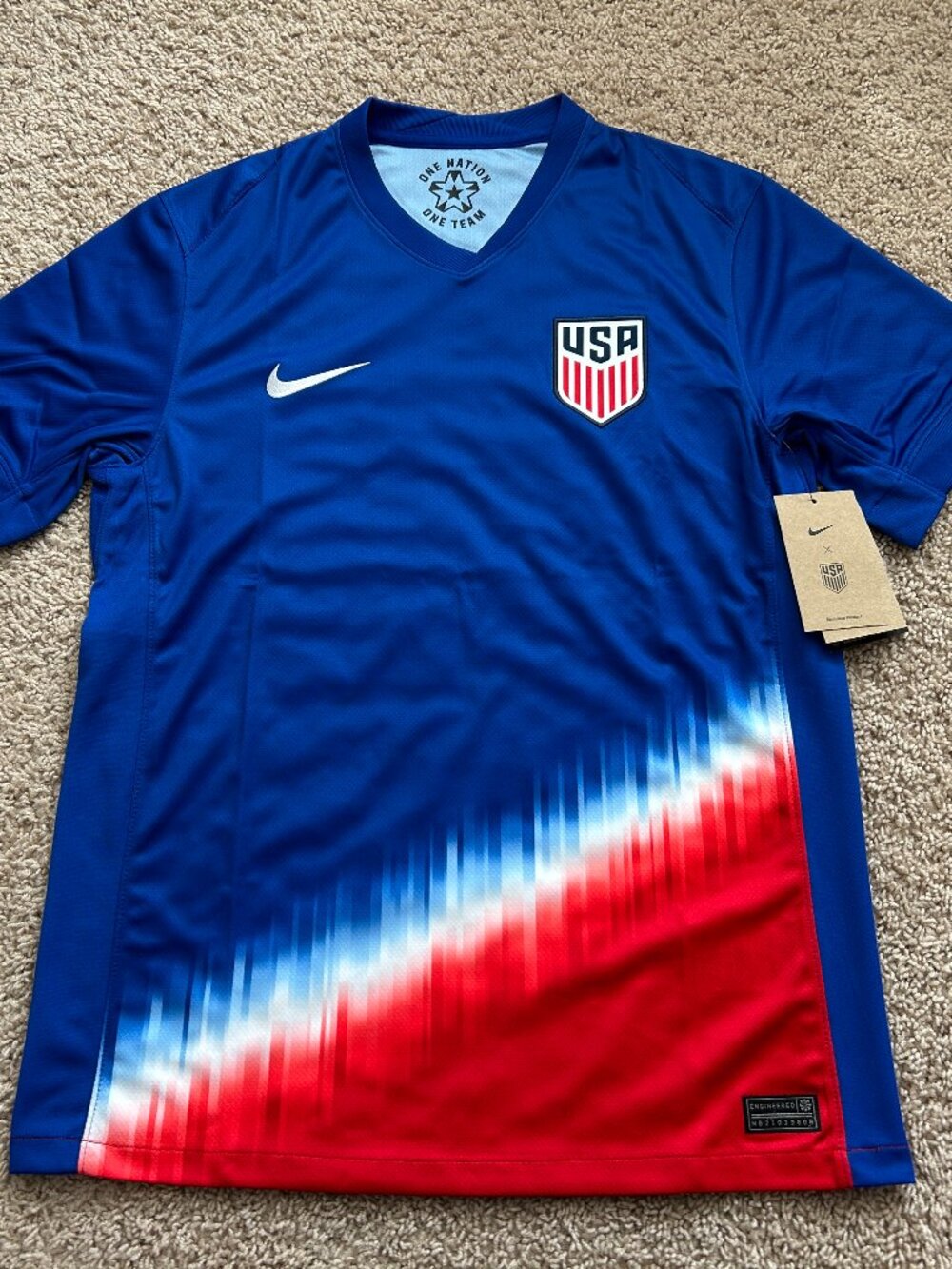 Nike Team USA soccer jersey men M